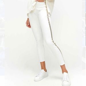 7 for all Mankind jean with gold stripe